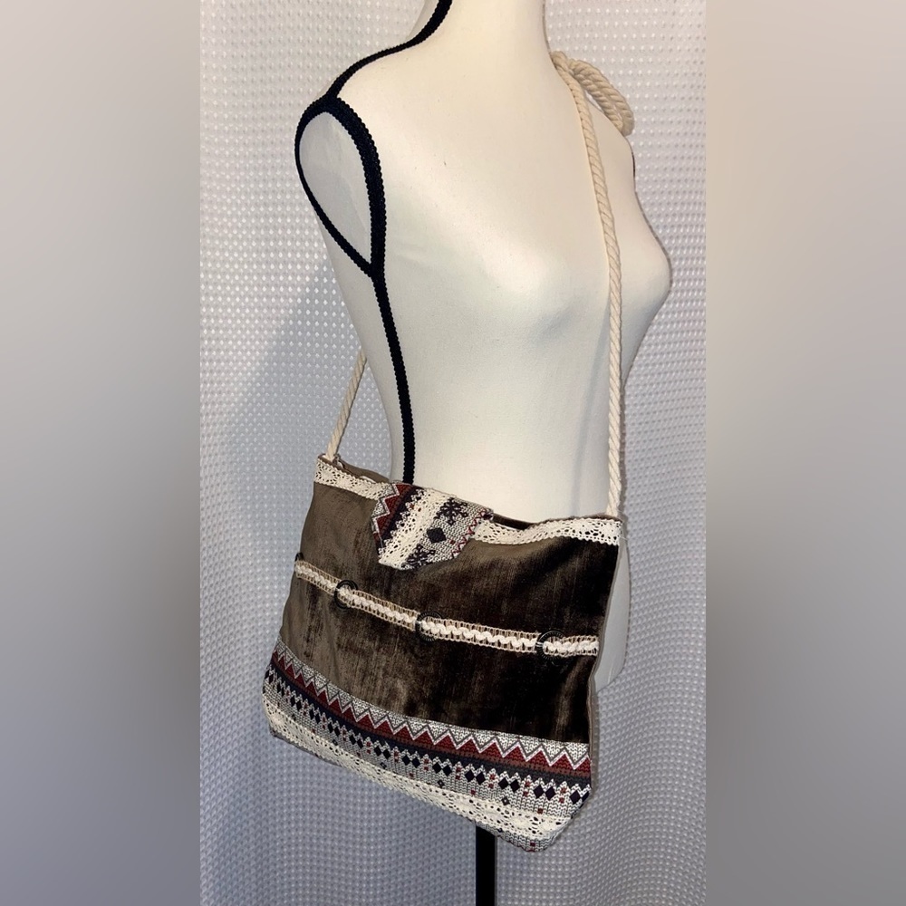 Women’s Hand Made‎ brown Velvety Corduroy Fabric crossbody Bag, cotton lace